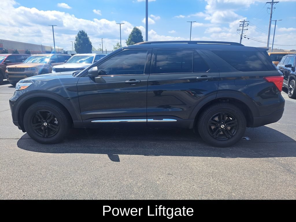Used 2022 Ford Explorer XLT w/ Equipment Group 202A AWD/4WD image 6
