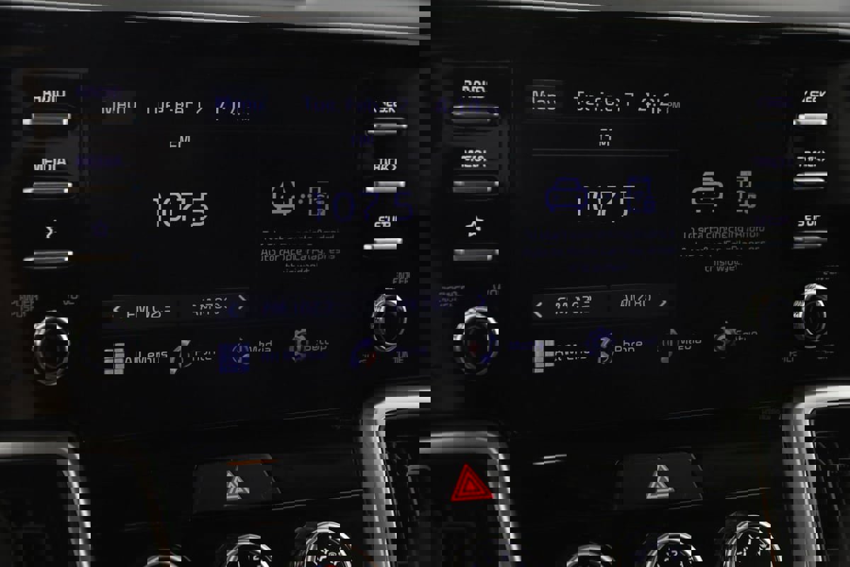 Used 2022 Kia Sorento LX image 29