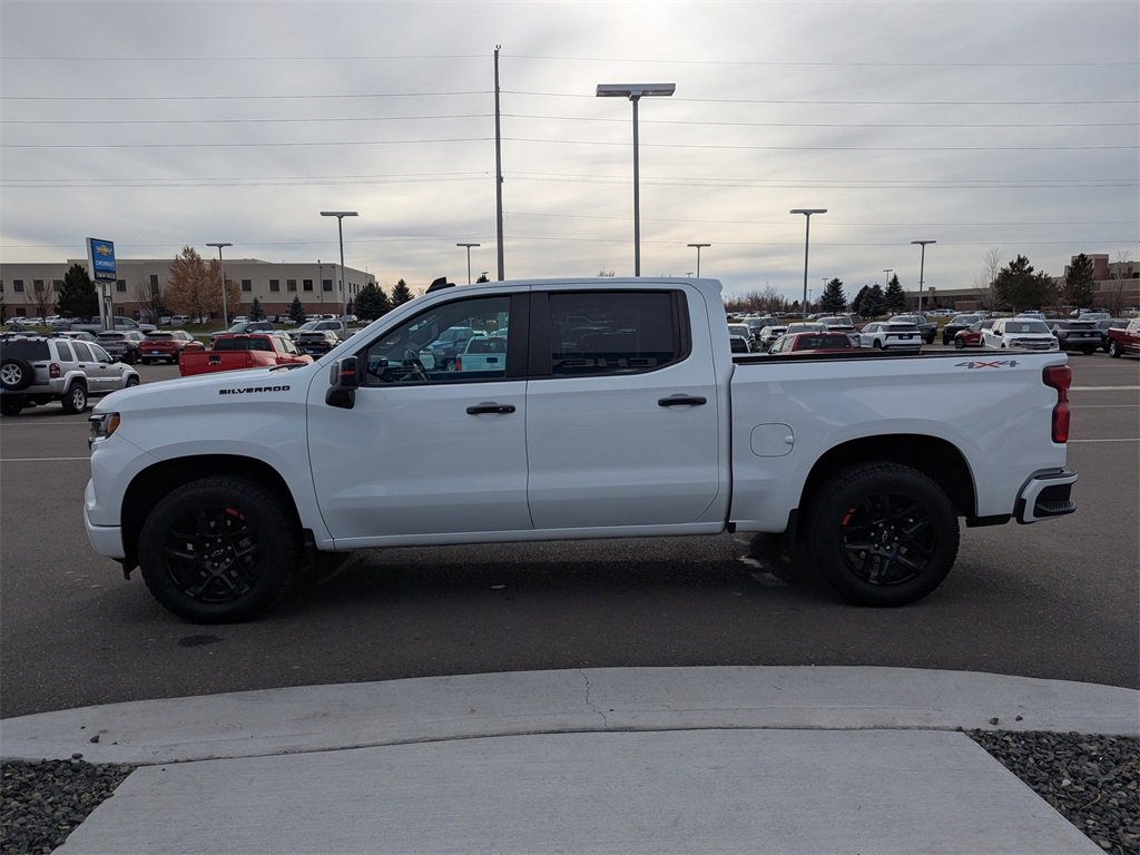 Used 2023 Chevrolet Silverado 1500 RST w/ Redline Edition image 9