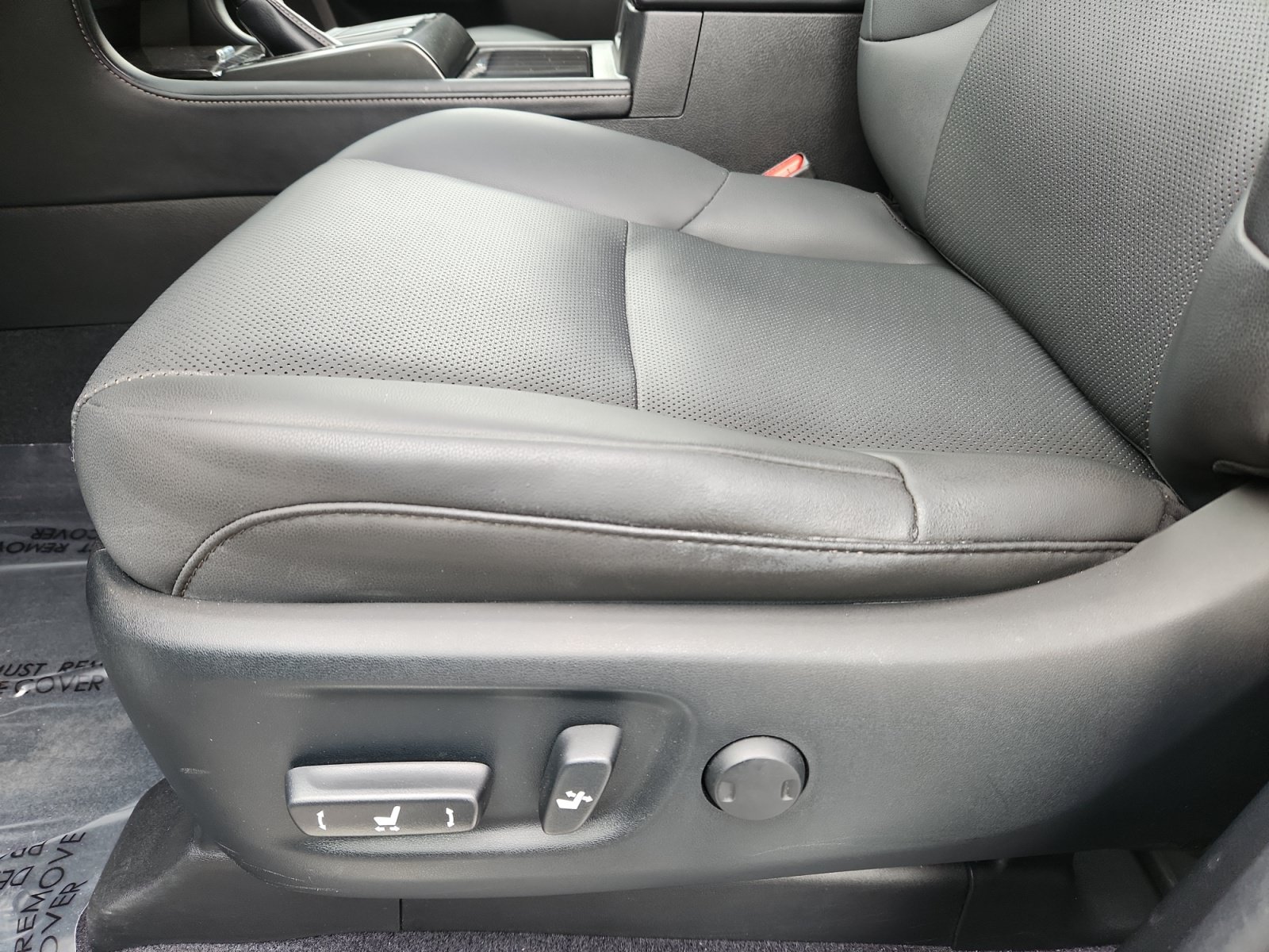 Used 2023 Lexus GX 460 Premium w/ Premium Package AWD/4WD image 14