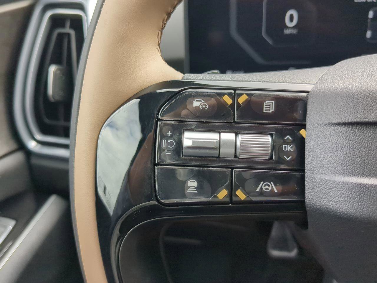 Certified 2026 Kia Sorento SX Prestige w/ Olive Brown Leather Package image 22