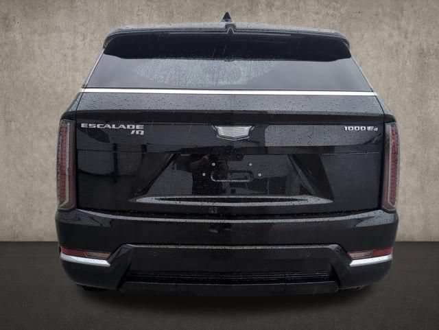 New 2026 Cadillac Escalade IQ Luxury 1 w/ LPO, Floor Liner Package AWD/4WD image 6