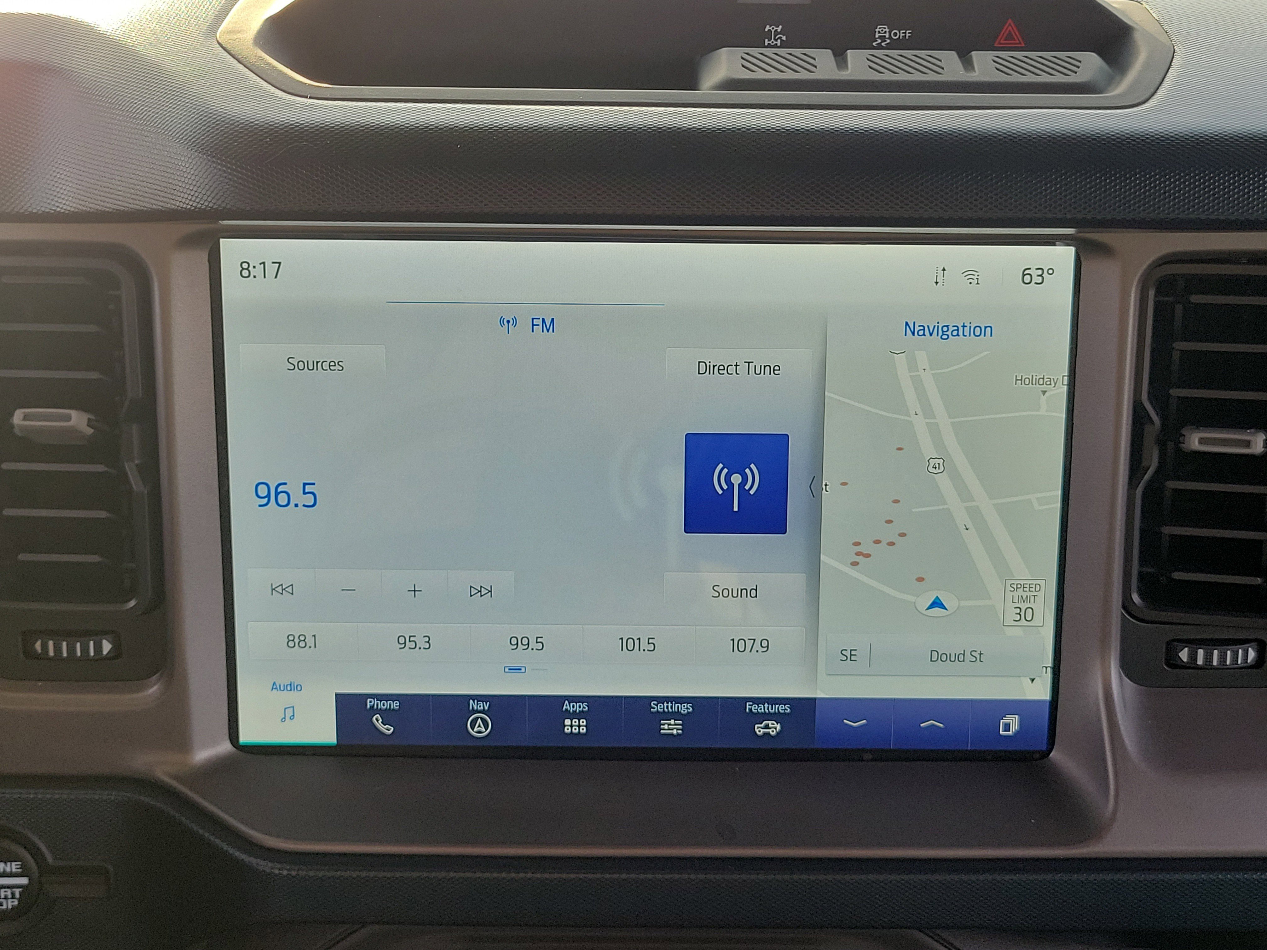 Used 2023 Ford Bronco Outer Banks image 17