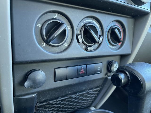 Used 2009 Jeep Wrangler Unlimited Sahara w/ Trailer Tow Group image 16