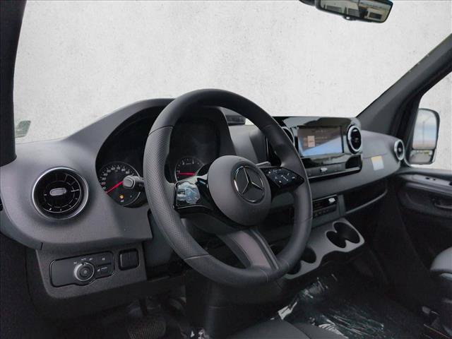 New 2026 Mercedes-Benz Sprinter 2500 image 3