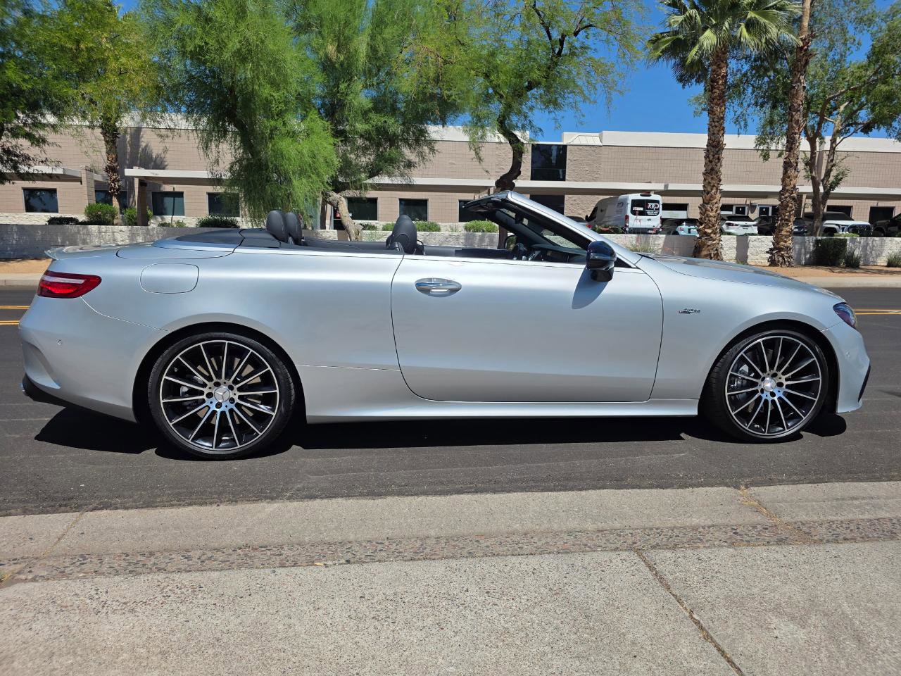 Used 2020 Mercedes-Benz E 53 AMG 4MATIC Cabriolet image 32