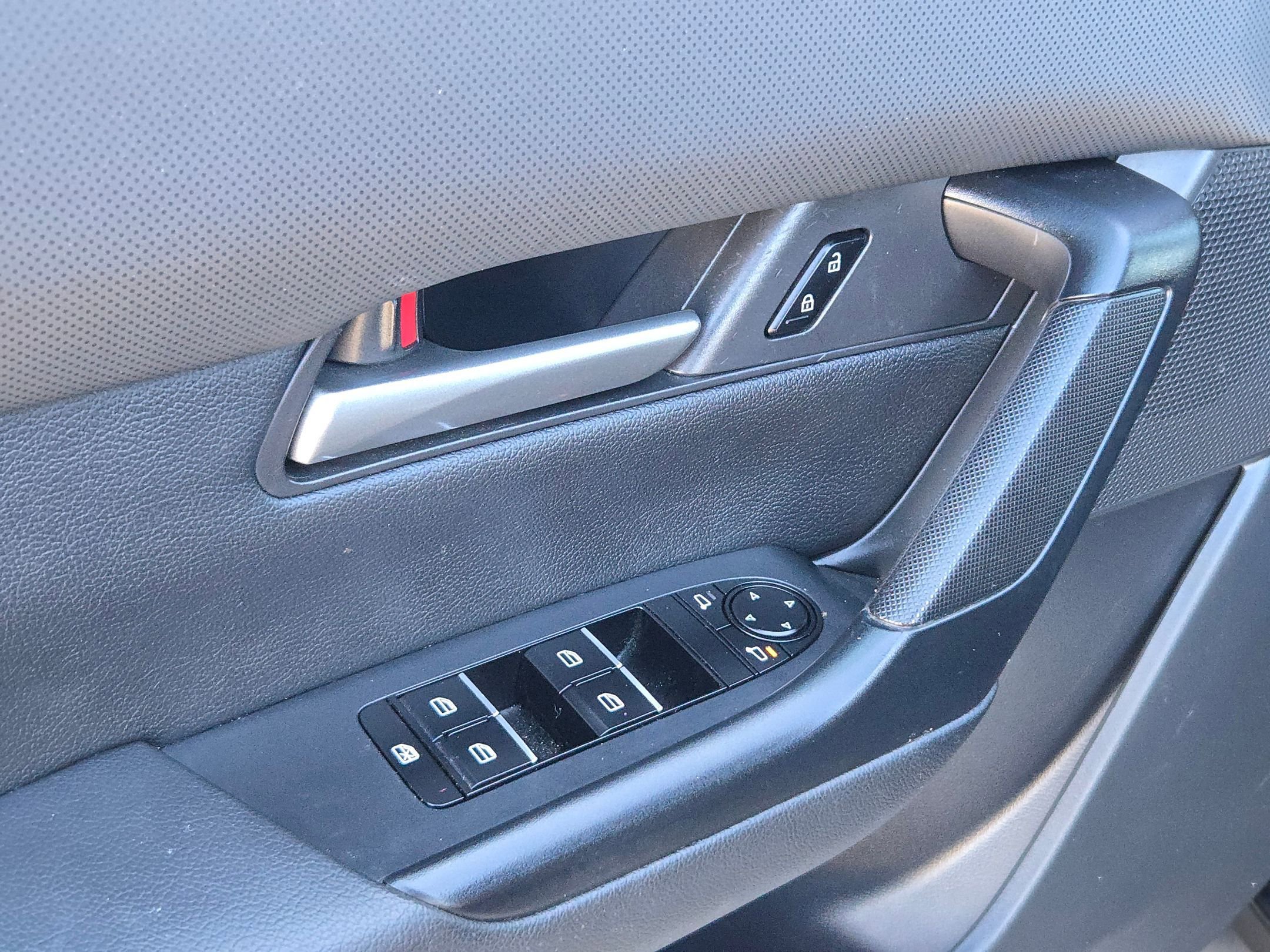 Used 2023 MAZDA CX-50 2.5 S w/ Preferred Plus Pkg image 13