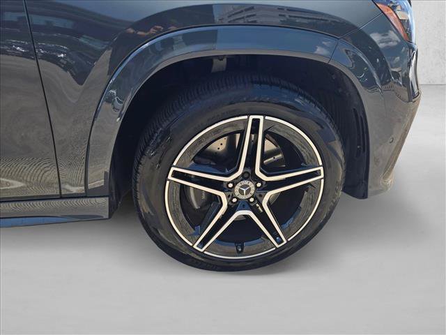 Certified 2026 Mercedes-Benz GLS 450 4MATIC image 21