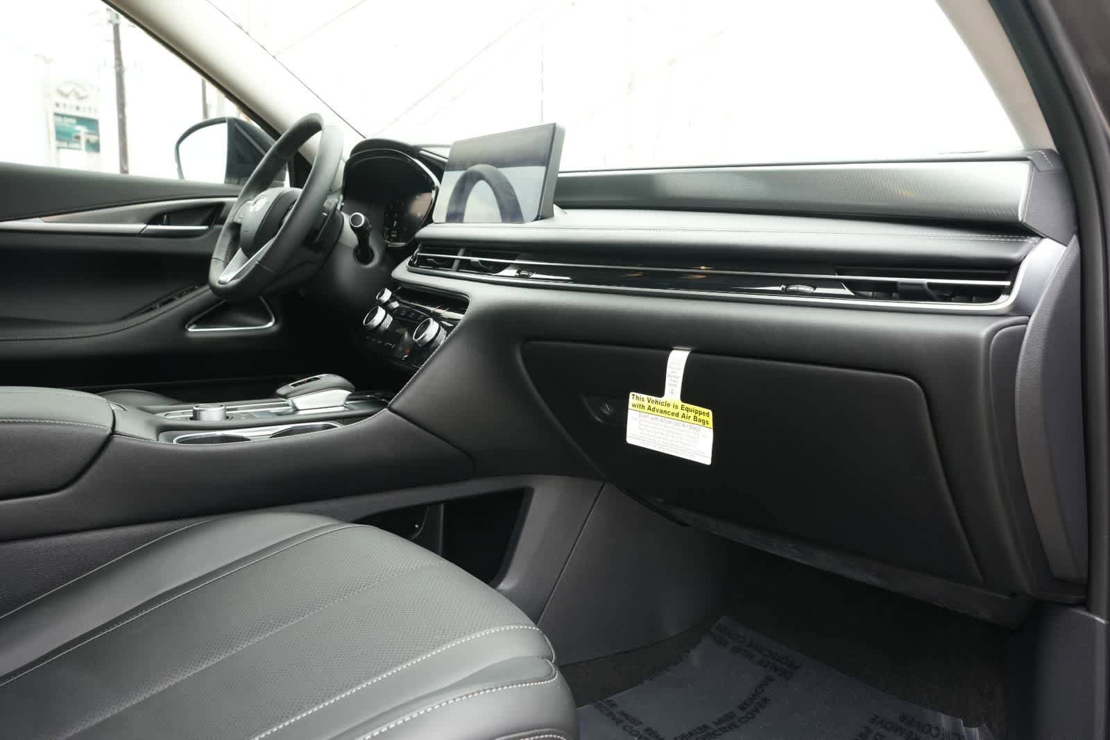 Used 2026 INFINITI QX60 Luxe w/ Cargo Package FWD image 22