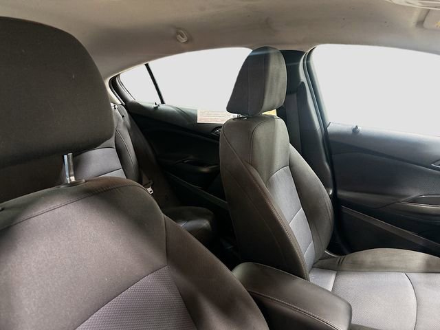 Used 2018 Chevrolet Cruze LS image 25