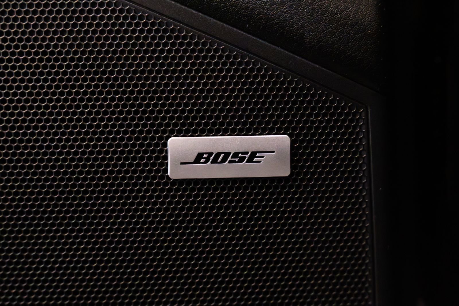 Used 2020 Porsche Cayenne E-Hybrid Coupe w/ Premium Plus Package image 14