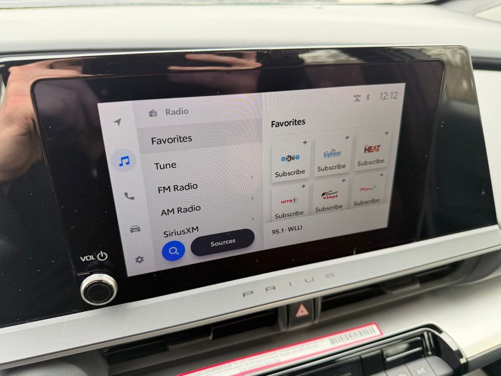 Used 2024 Toyota Prius LE image 23