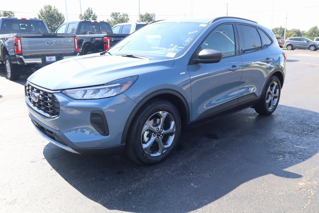New 2026 Ford Escape ST-Line w/ Tech Pack #1 image 11