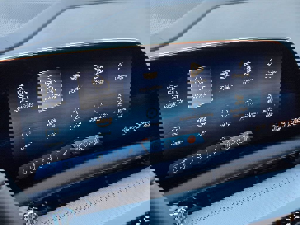 New 2025 Cadillac Optiq Sport 1 image 18