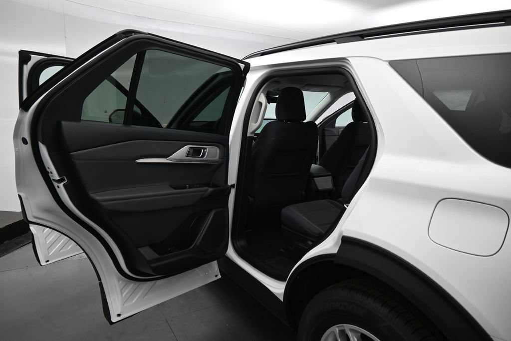 New 2026 Ford Explorer Active w/ Active Comfort Package RWD image 18