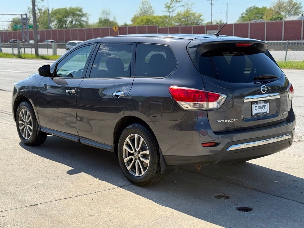 Used 2014 Nissan Pathfinder S AWD/4WD image 11