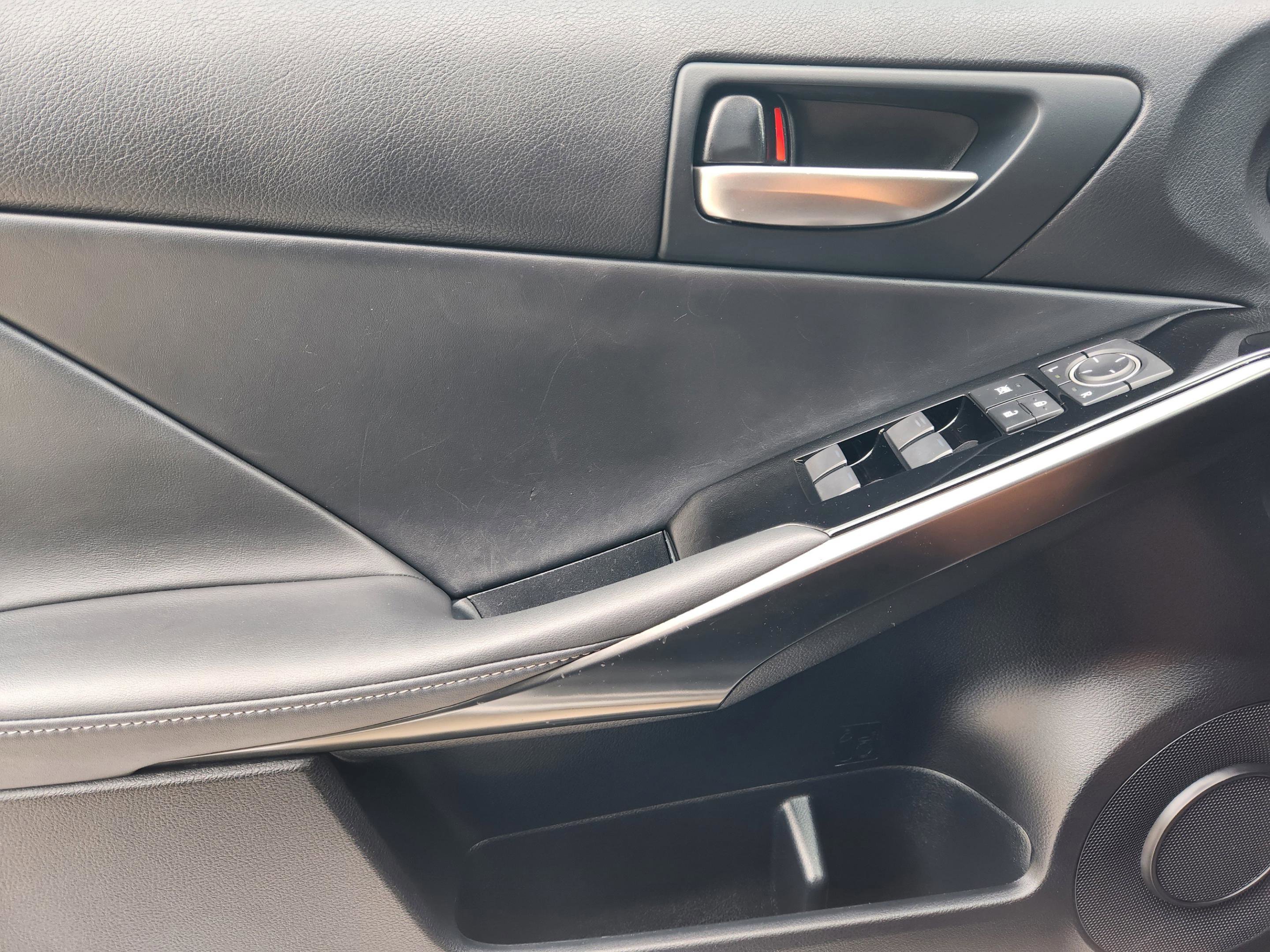 Used 2023 Lexus IS 300 w/ Comfort Package RWD image 18