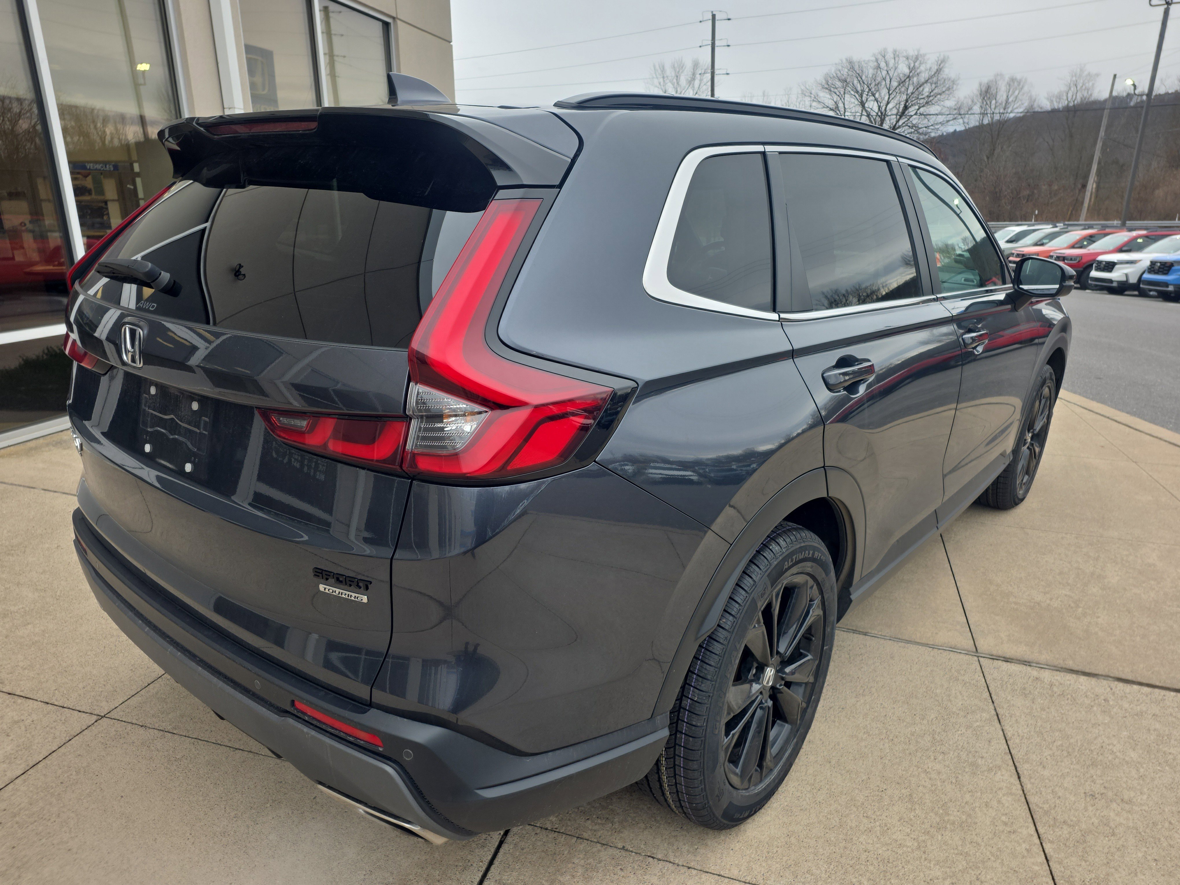 Used 2023 Honda CR-V Sport Touring image 5