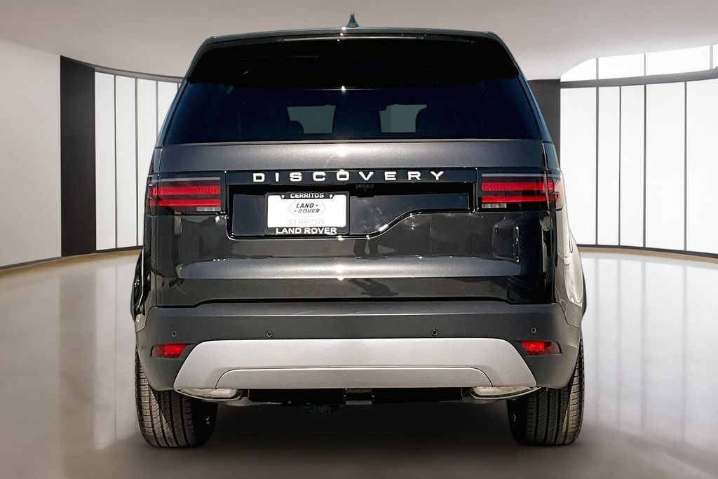 New 2026 Land Rover Discovery S AWD/4WD image 4