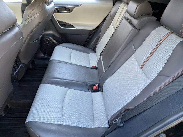 Used 2019 Toyota RAV4 Adventure image 18