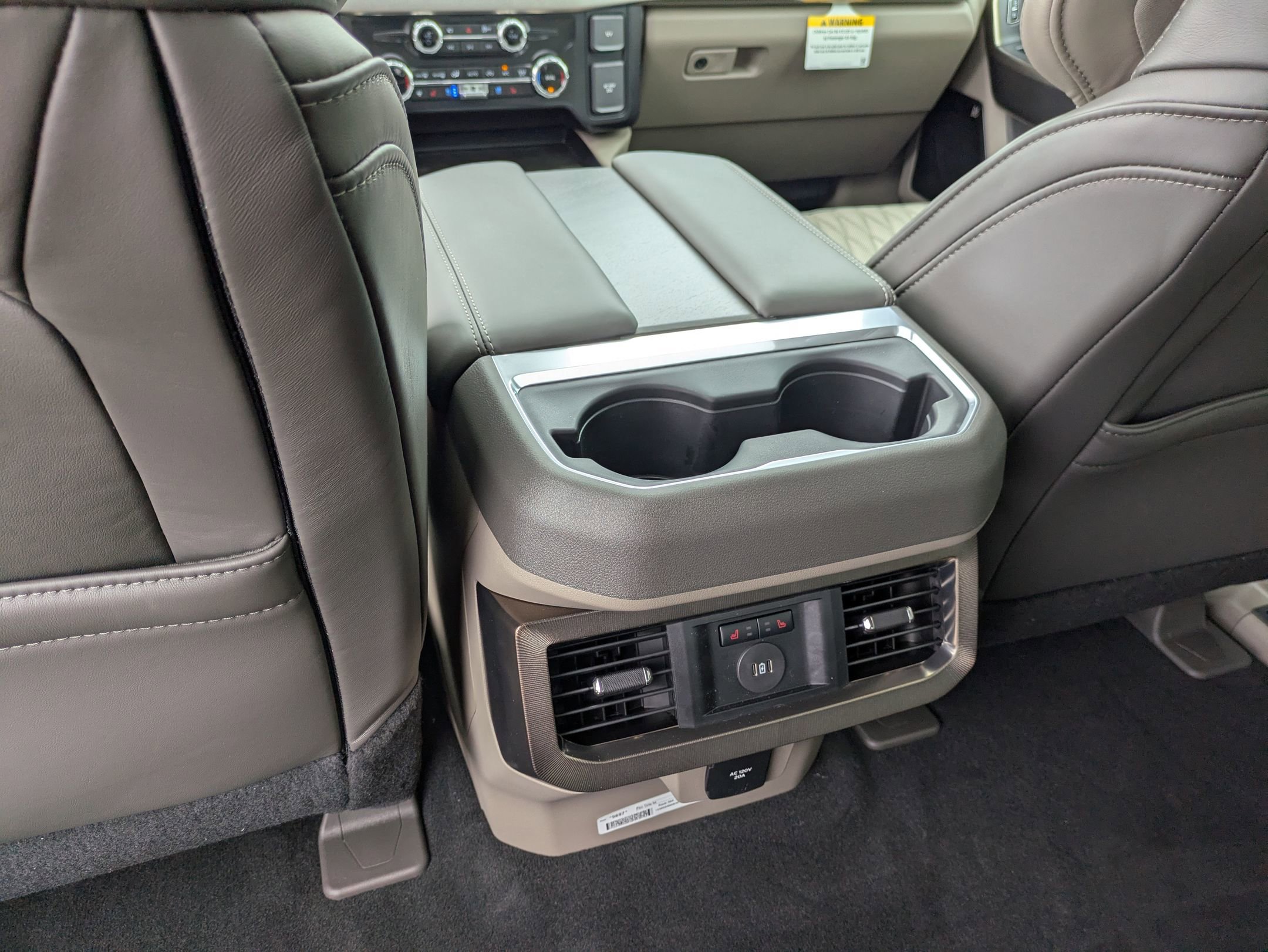New 2026 Ford F250 Platinum w/ Platinum Plus Package image 32