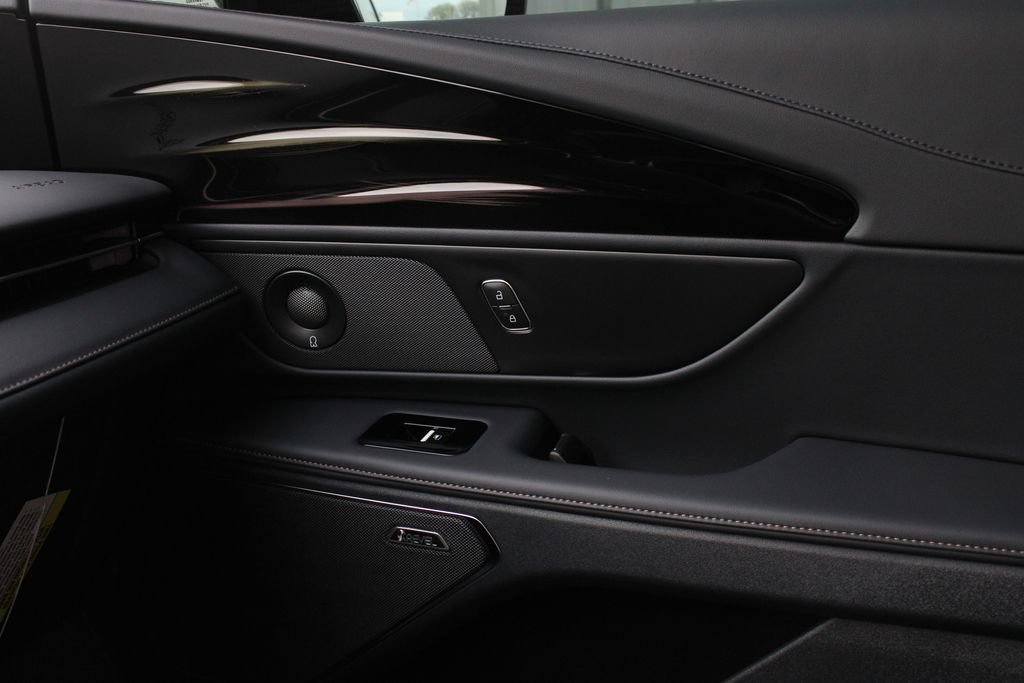 New 2026 Lincoln Nautilus Reserve AWD/4WD image 23