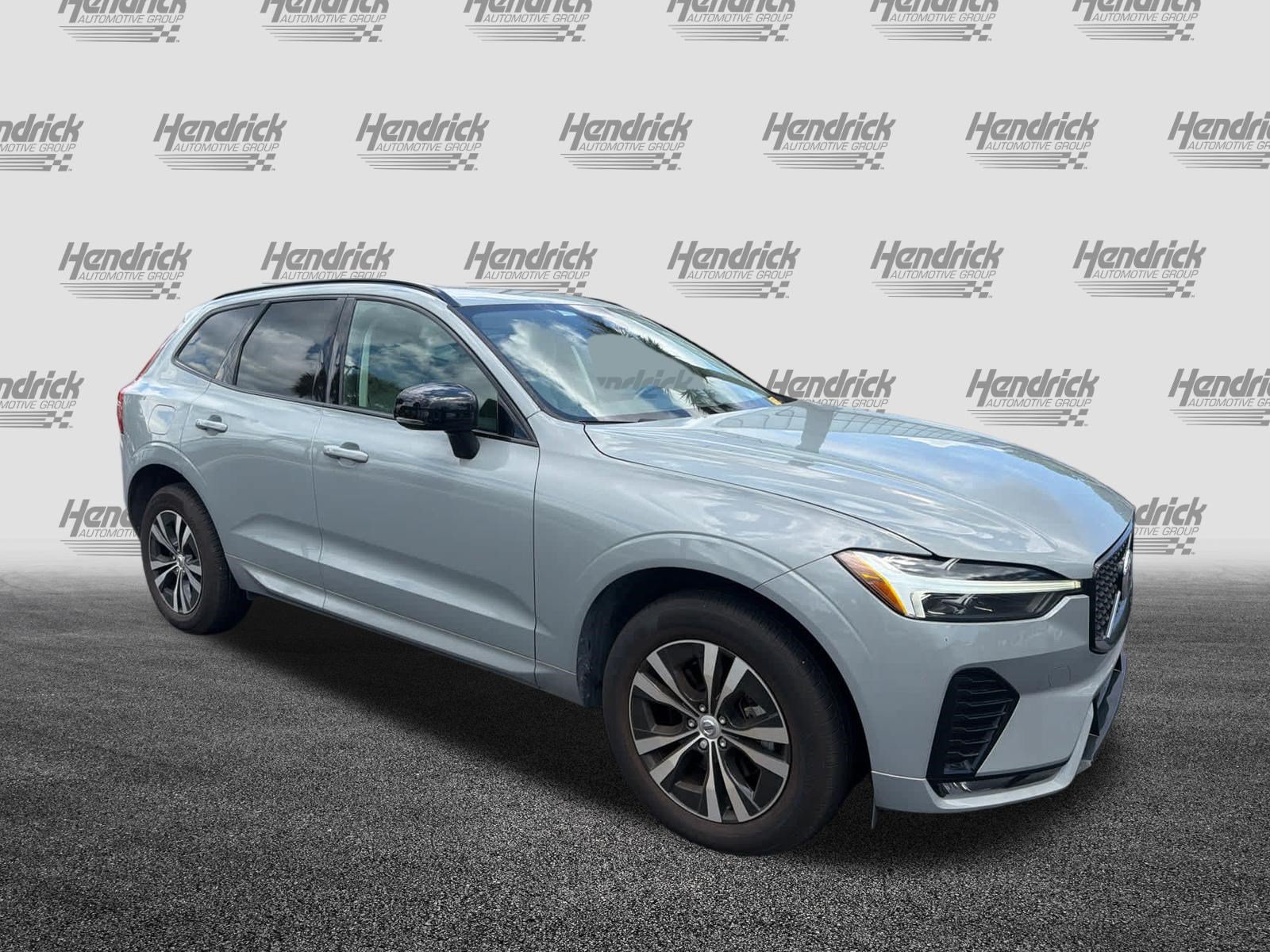 Certified 2024 Volvo XC60 B5 Core w/ Protection Package Premier AWD/4WD image 40