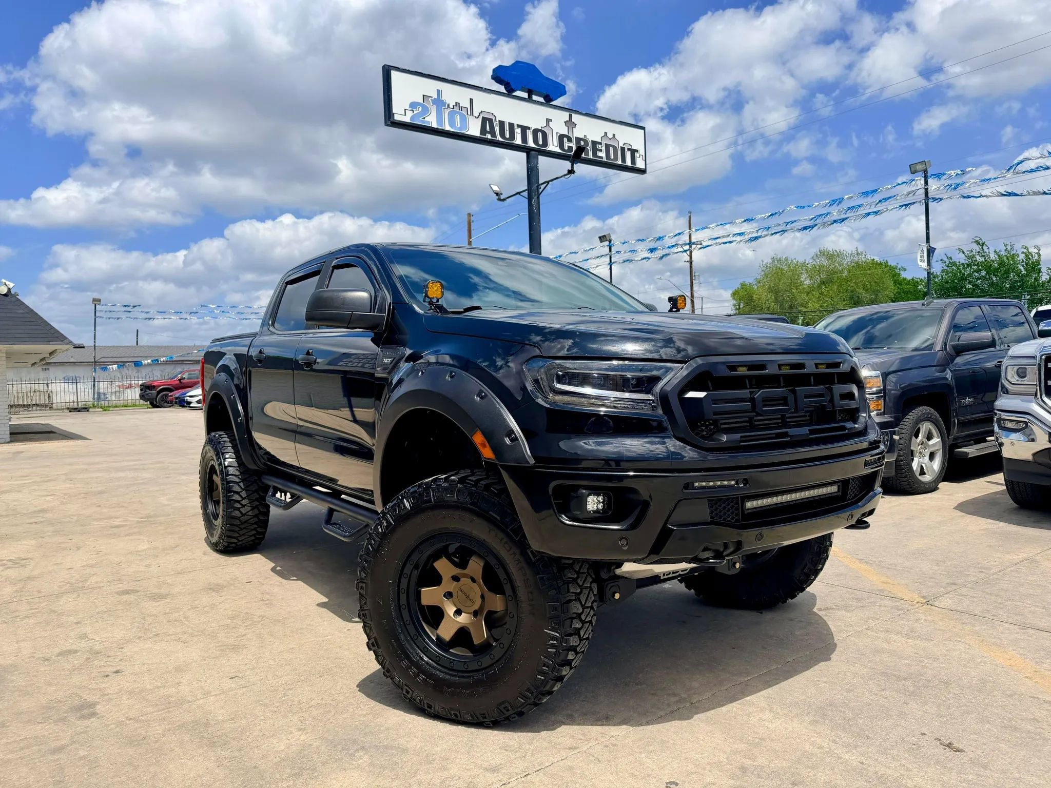 Used 2019 Ford Ranger XLT w/ Equipment Group 302A Luxury AWD/4WD image 1