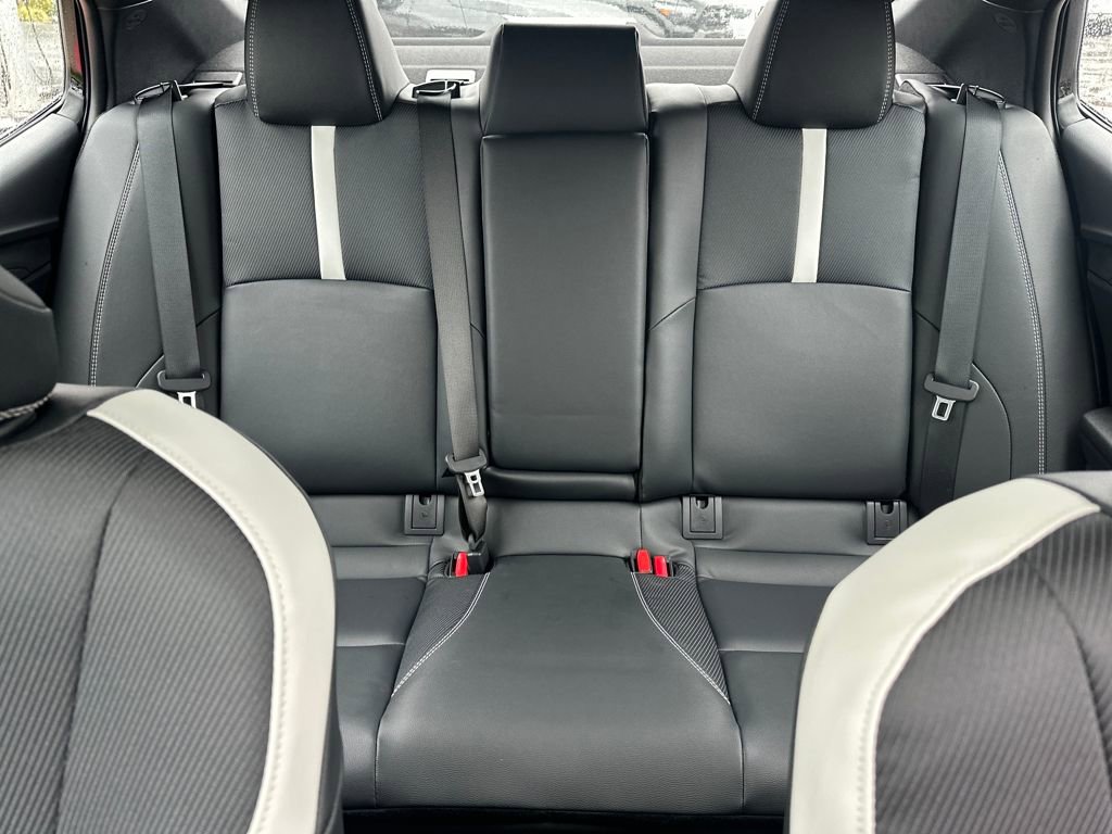 Used 2026 Toyota Camry Hybrid image 25