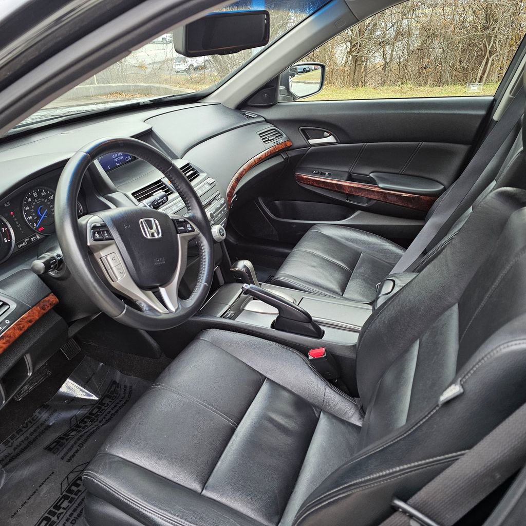 Used 2012 Honda Crosstour EX-L image 17