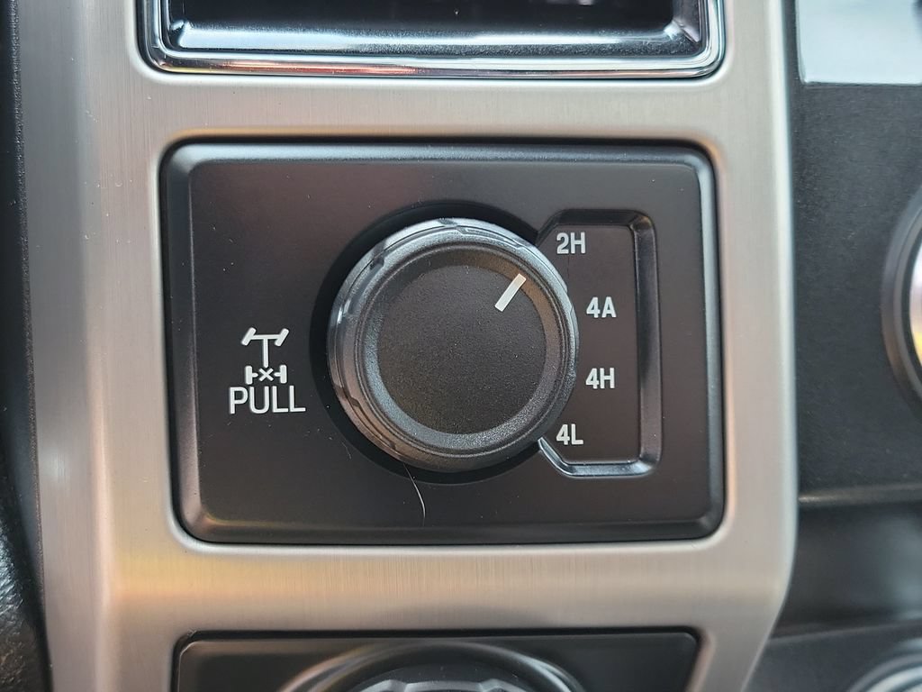 Certified 2019 Ford F150 Platinum w/ Equipment Group 701A Luxury AWD/4WD image 34