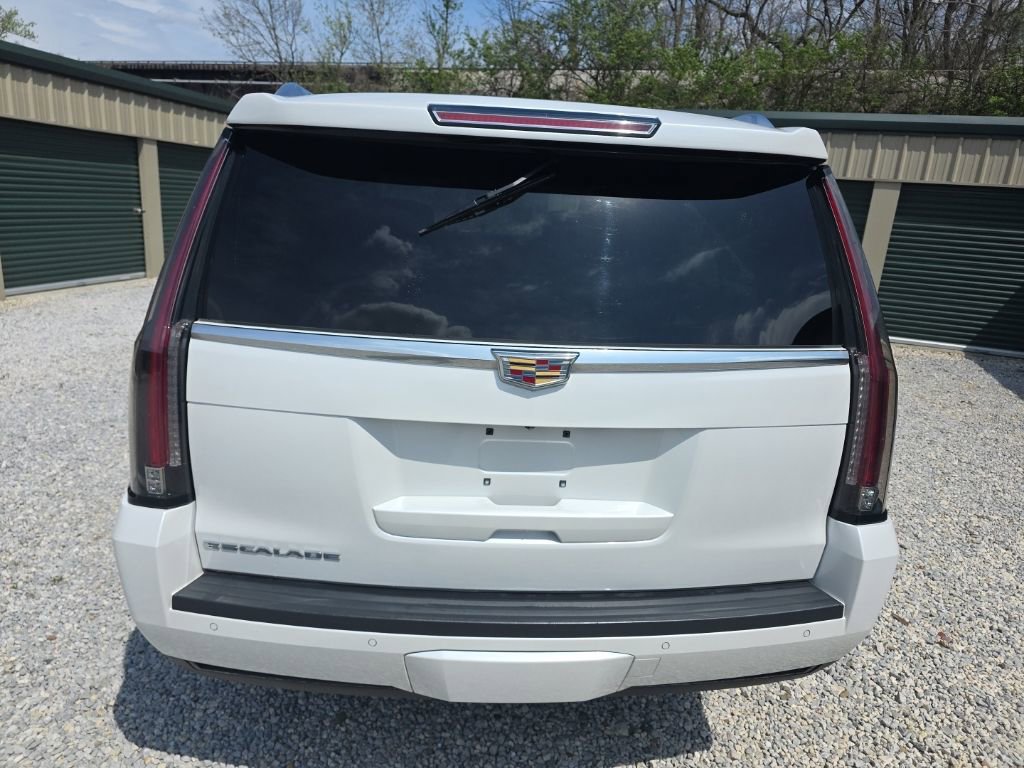 Used 2016 Cadillac Escalade ESV Luxury image 6