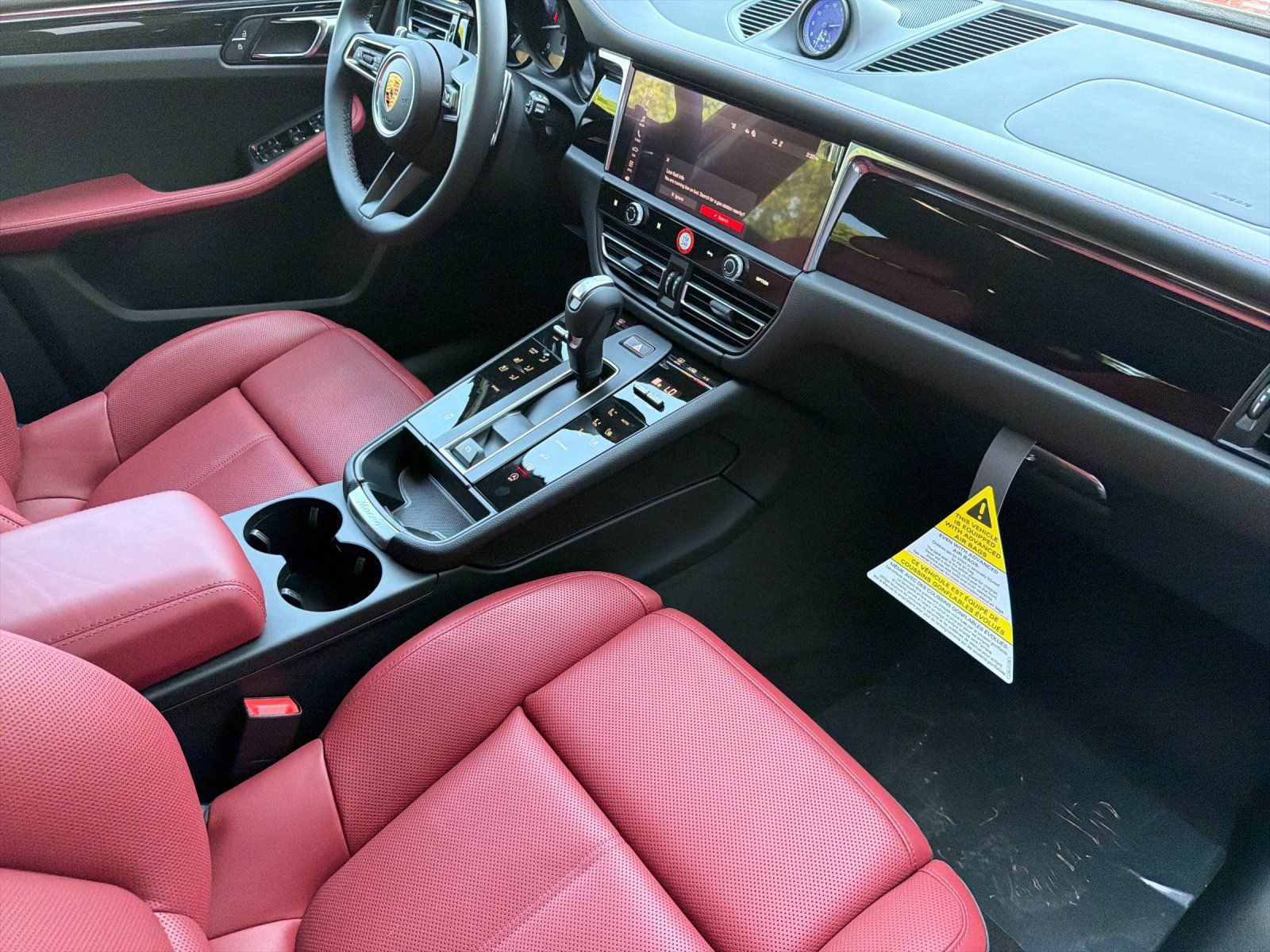 New 2026 Porsche Macan AWD/4WD image 16