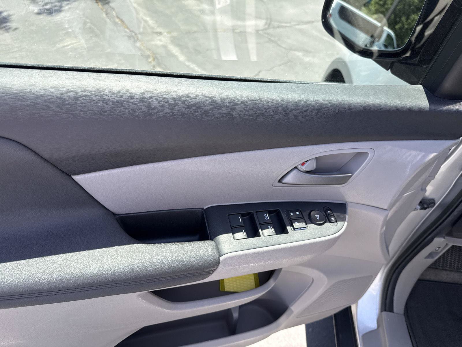 Used 2012 Honda Odyssey EX image 14