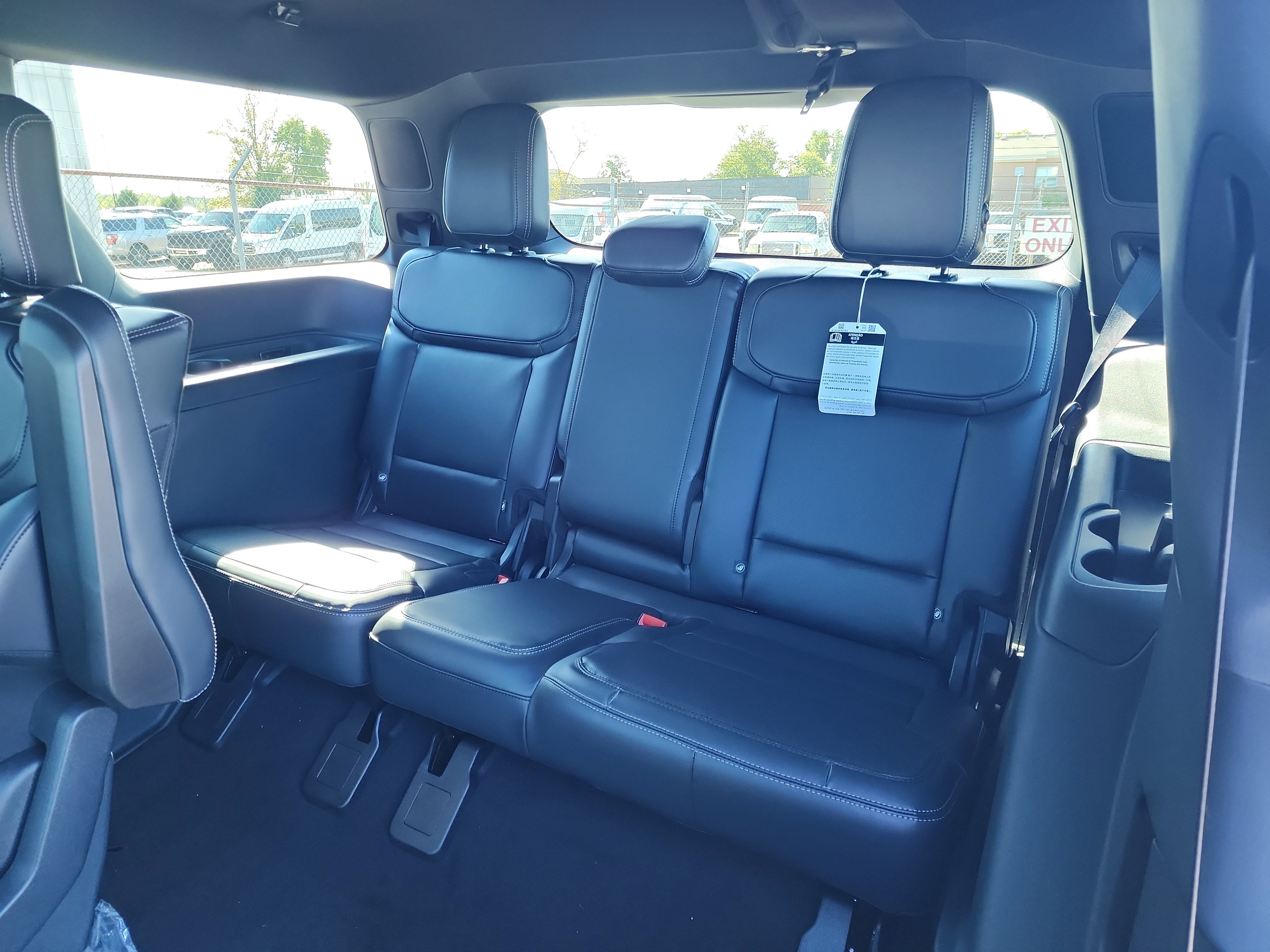 New 2025 Ford Expedition Platinum image 8