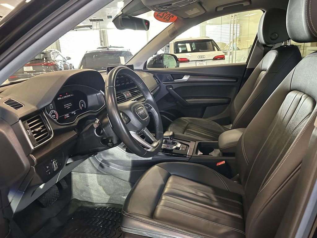 Used 2023 Audi Q5 2.0T Premium Plus w/ Premium Plus Package AWD/4WD image 14