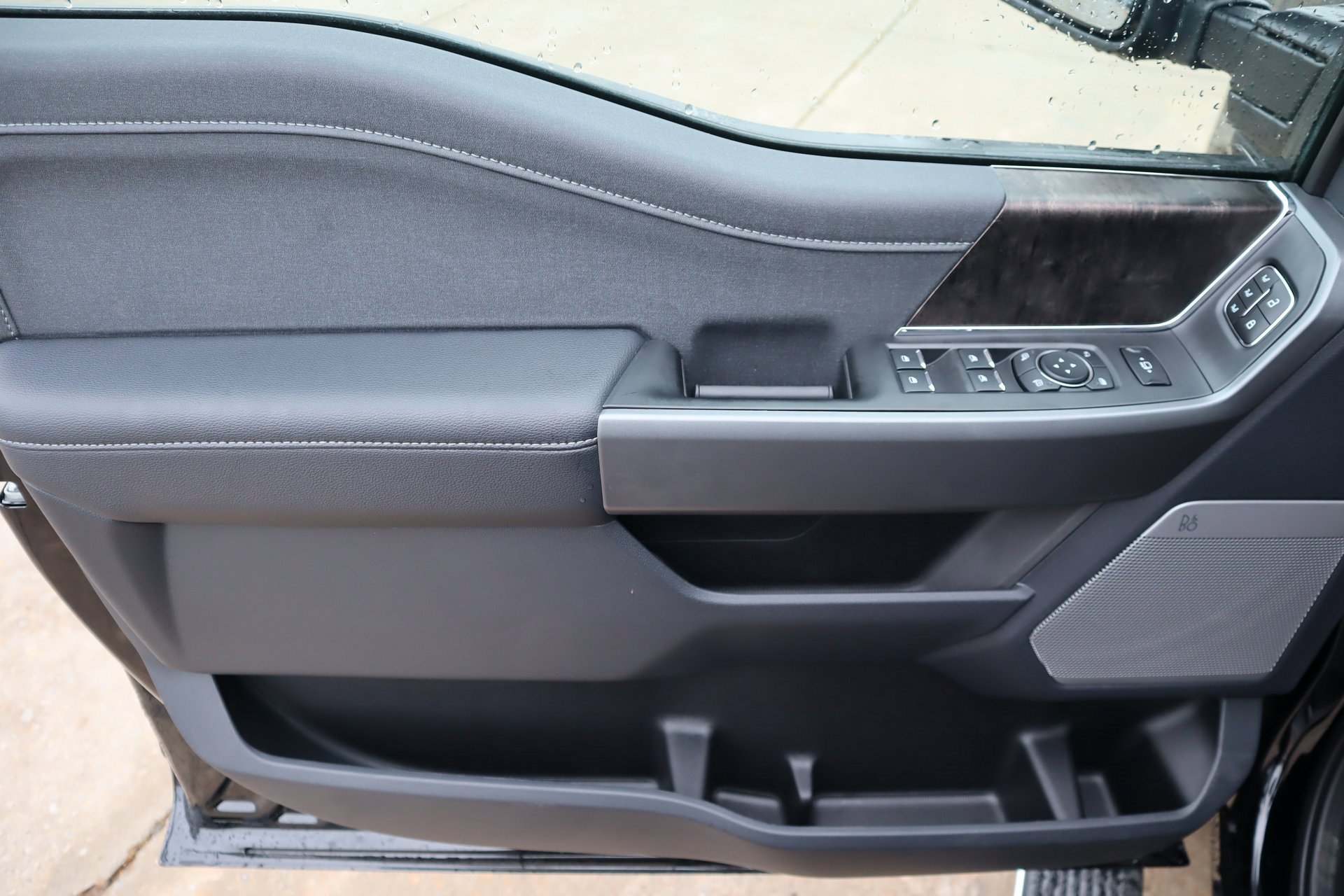 New 2026 Ford F250 Lariat w/ Tremor Off-Road Package image 18