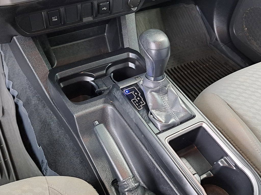 Used 2023 Toyota Tacoma SR image 18