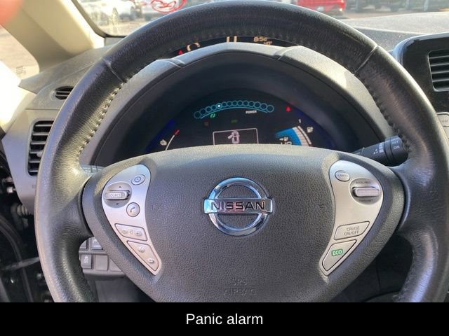 Used 2015 Nissan Leaf SL w/ Premium Package FWD image 16