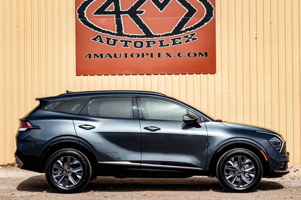 Used 2023 Kia Sportage SX Prestige image 2