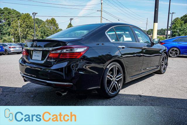 Used 2017 Honda Accord Sport image 12