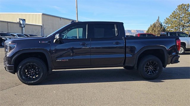 Used 2023 GMC Sierra 1500 AT4X image 5