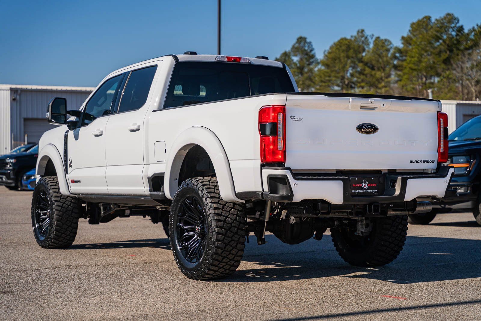 New 2026 Ford F250 Lariat w/ Black Appearance Package image 8