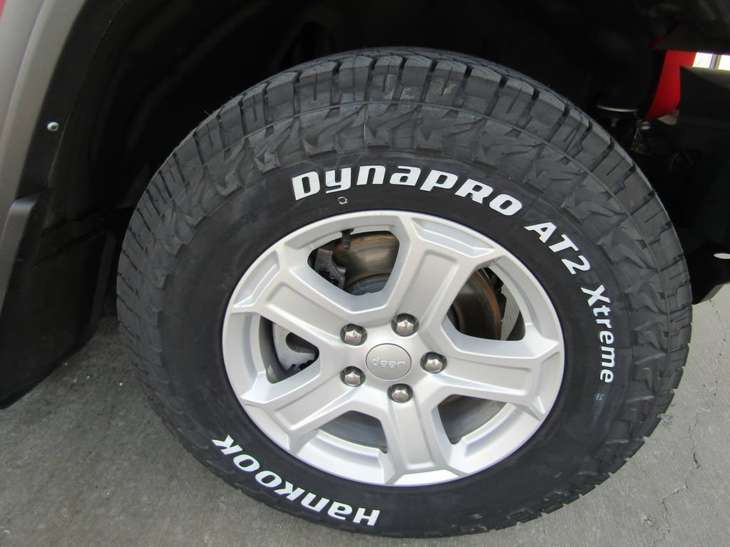 Used 2022 Jeep Wrangler Unlimited Sport AWD/4WD image 22