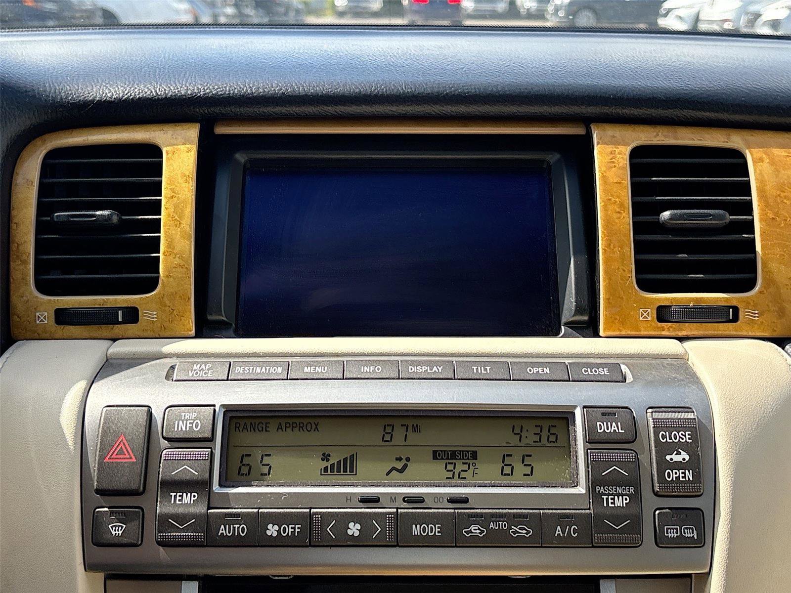 Used 2005 Lexus SC 430 Convertible image 16