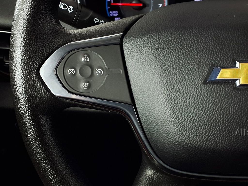 Used 2020 Chevrolet Traverse LS FWD image 18