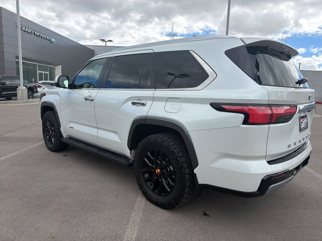 Used 2025 Toyota Sequoia Limited image 10