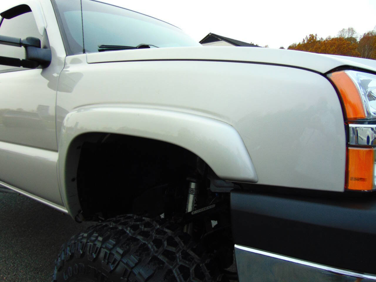 Used 2004 Chevrolet Silverado 2500 LT w/ Heavy-Duty Power Package image 36