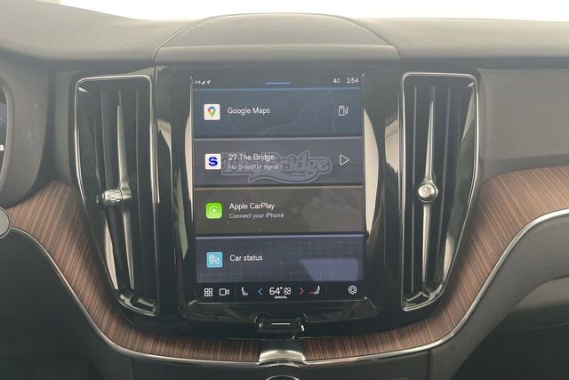 Used 2023 Volvo XC60 B5 Plus image 38