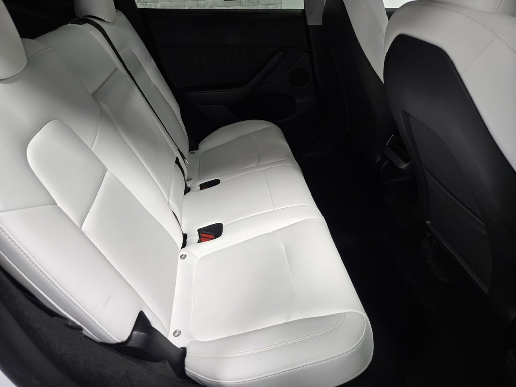 Used 2023 Tesla Model Y Long Range image 47